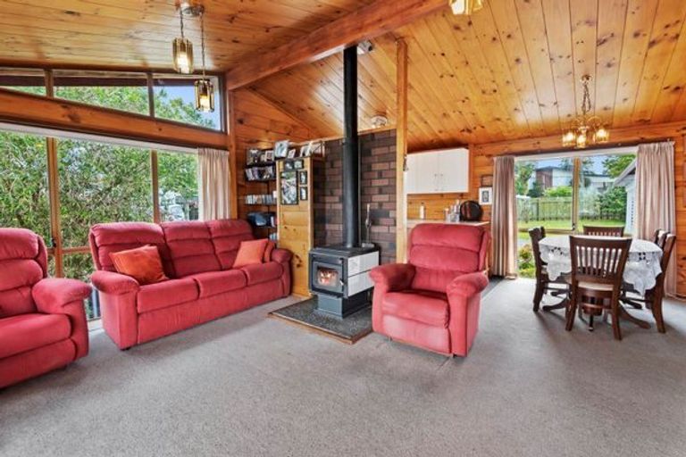 Photo of property in 78 West View Crescent, Onerahi, Whangarei, 0110