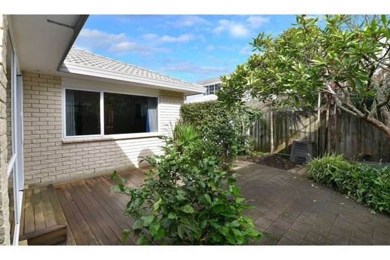 Photo of property in 2/448 Hibiscus Coast Highway, Orewa, 0931