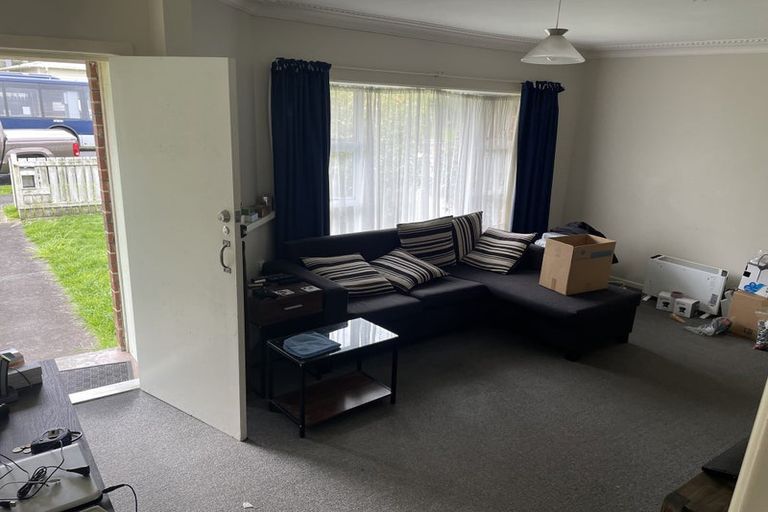 Photo of property in 1/6 Opaheke Road, Papakura, 2110