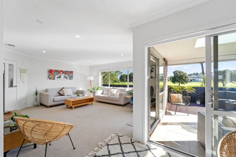 Photo of property in 232a Centreway Road, Orewa, 0931