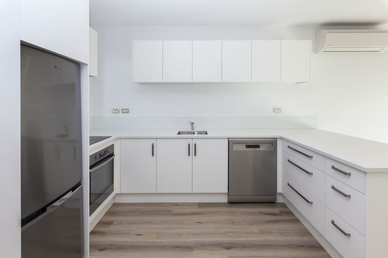 Photo of property in 17 Sherborne Street, St Albans, Christchurch, 8014