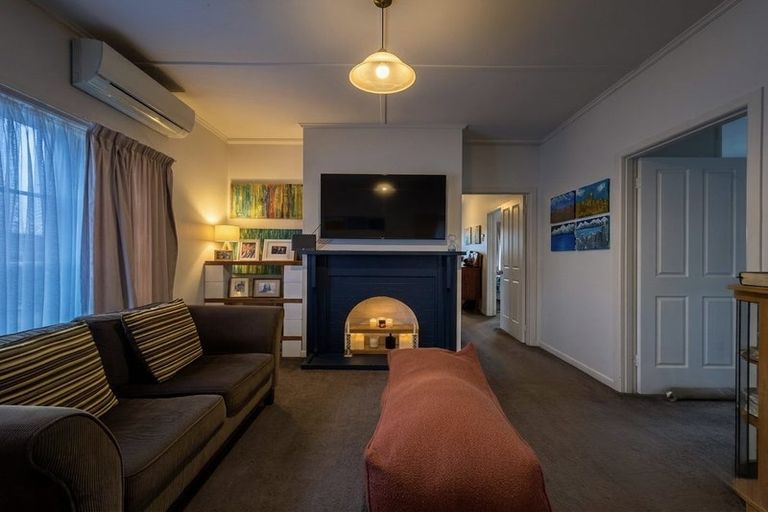 Photo of property in 33a Gloucester Road, Manurewa, Auckland, 2102