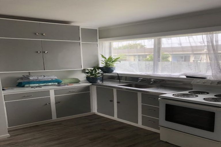 Photo of property in 4/608 Heretaunga Street East, Parkvale, Hastings, 4122