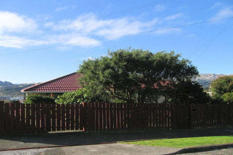 Photo of property in 10 Waiho Terrace, Elsdon, Porirua, 5022