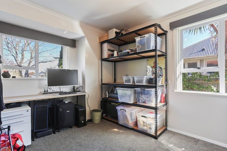 Photo of property in 5 Haynes Avenue, Upper Riccarton, Christchurch, 8041