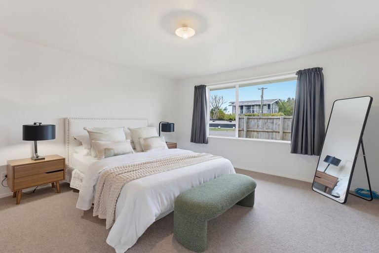 Photo of property in 2/2 Bentley Street, Russley, Christchurch, 8042