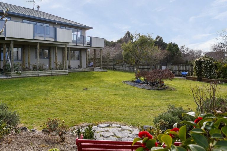 Photo of property in 38 Kinder Street, Acacia Bay, Taupo, 3330
