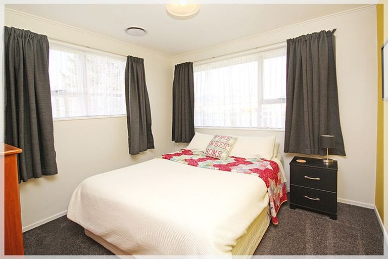 Photo of property in 63 Hinemoa Street, Levin, 5510