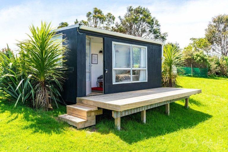 Photo of property in 213a Pahi Road, Pahi, Paparoa, 0571
