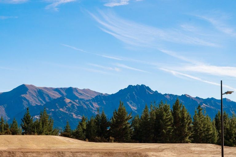 Photo of property in Northlake, 53 Riverslea Road, Wanaka, 9305