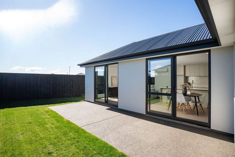 Photo of property in 8 Cooksley Lane, Rangiora, 7400