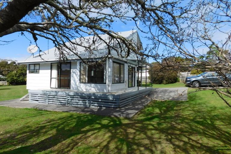 Photo of property in 29 Haruru Falls Road, Haruru, 0204