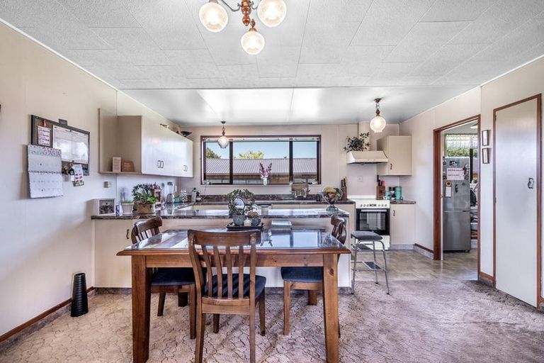 Photo of property in 102 Broughton Street, Gore, 9710