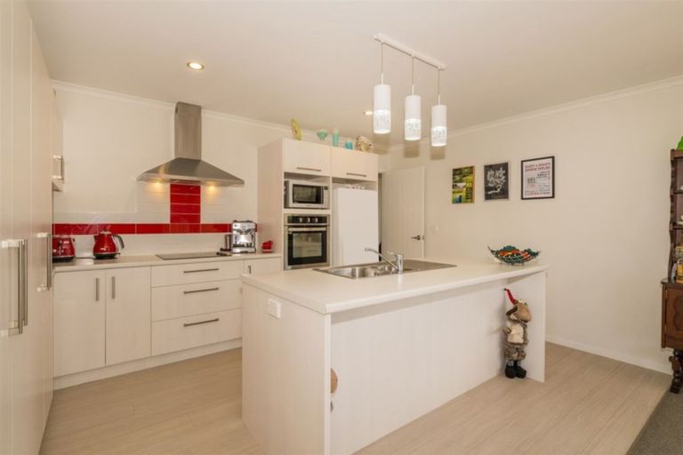 Photo of property in 21 Captain Wood Avenue, Whitianga, 3510