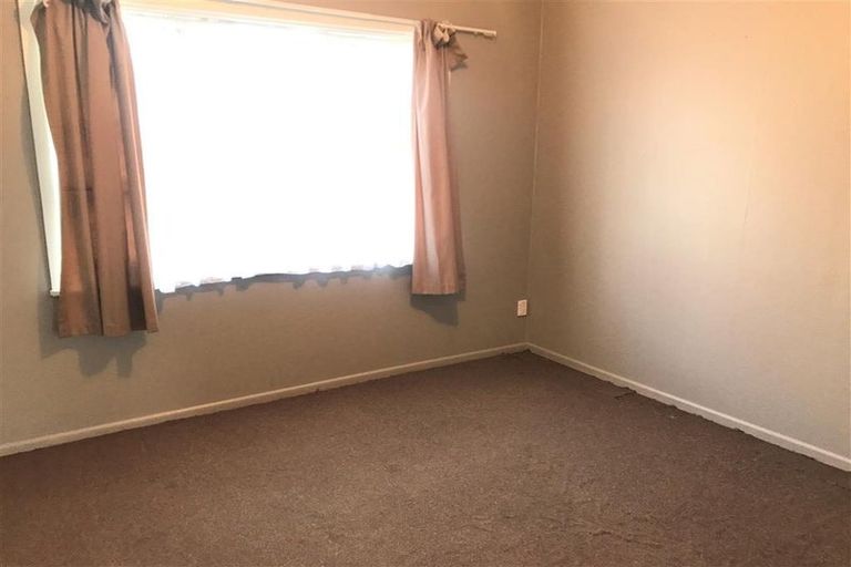 Photo of property in 3 Puriri Road, Manurewa, Auckland, 2102