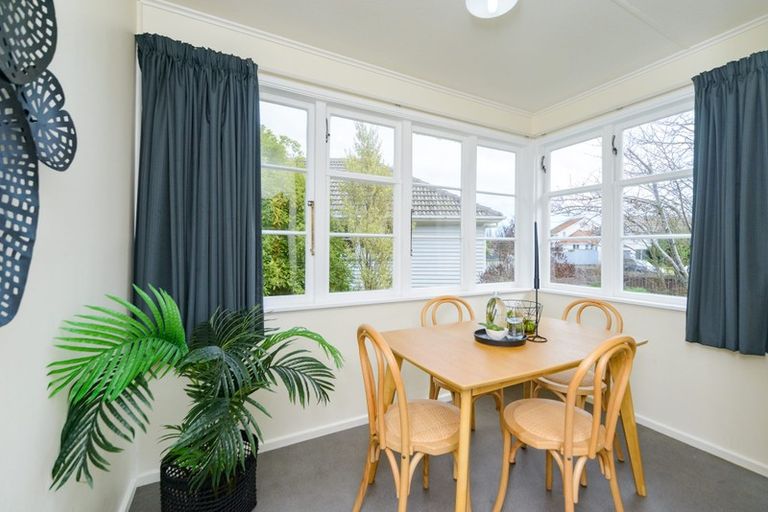 Photo of property in 8 Hulme Street, Roslyn, Palmerston North, 4414