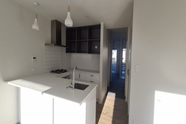 Photo of property in 75 Hokioi Drive, Kenepuru, Porirua, 5022