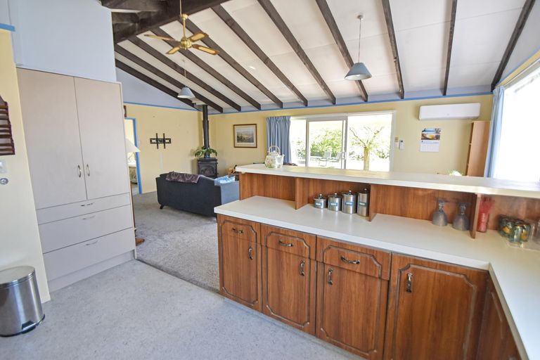 Photo of property in 2 Keene Place, Omarama, 9412