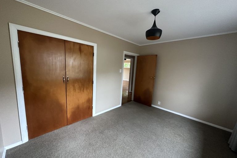 Photo of property in 2/5 Wilmshurst Place, Tawa, Wellington, 5028