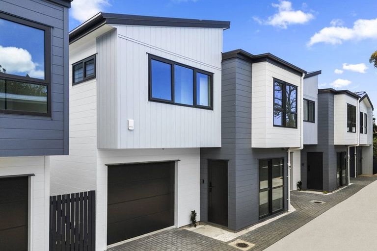 Photo of property in 334d Swanson Road, Ranui, Auckland, 0612