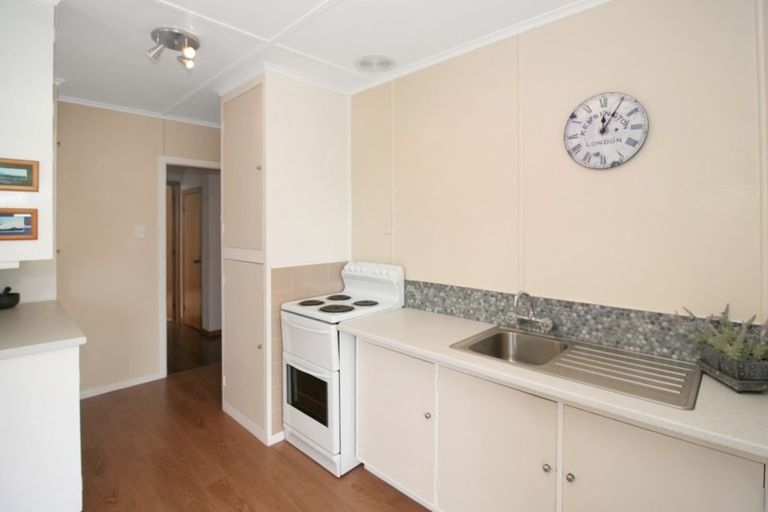 Photo of property in 67a Clawton Street, Westown, New Plymouth, 4310