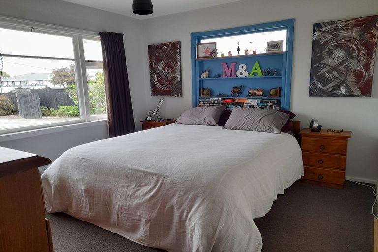 Photo of property in 23 Barclay Place, Burwood, Christchurch, 8061