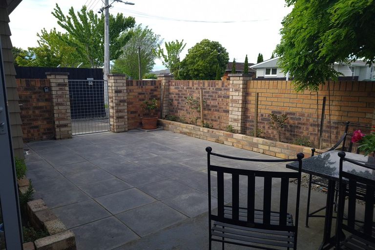 Photo of property in 80 Trafalgar Street, St Albans, Christchurch, 8014