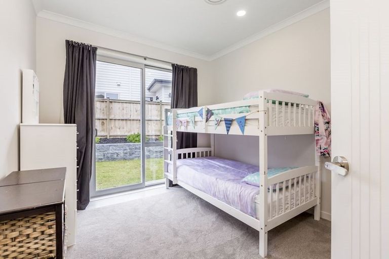 Photo of property in 41 Woodridge Drive, Stanmore Bay, Whangaparaoa, 0932