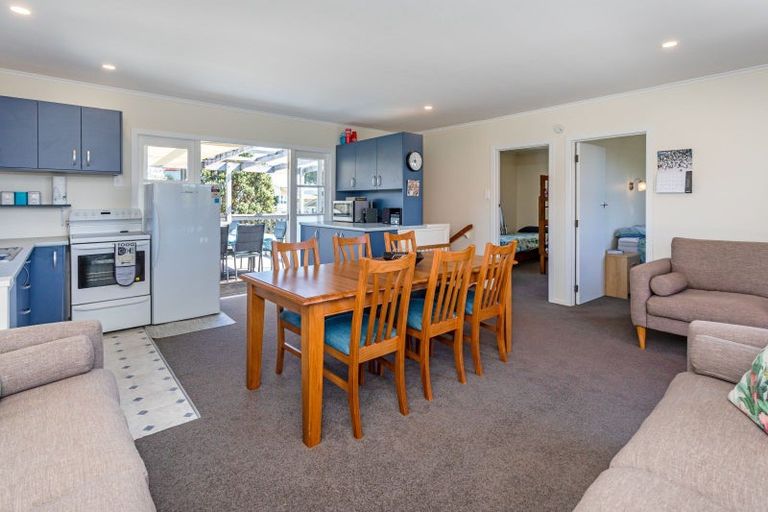 Photo of property in 210 Given Avenue, Whangamata, 3620