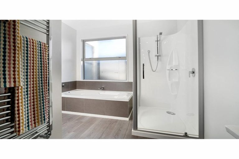 Photo of property in 24 Elizabeth Allen Drive, West Melton, 7618