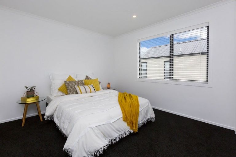 Photo of property in 2 Fitch Lane, Wallaceville, Upper Hutt, 5018