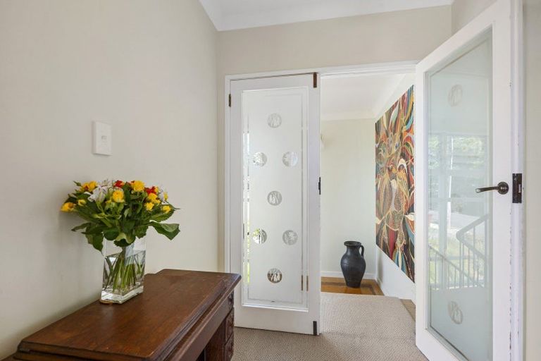 Photo of property in 6a Hauraki Road, Hauraki, Auckland, 0622