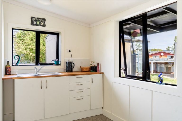 Photo of property in 9 High Street, Milton, 9220