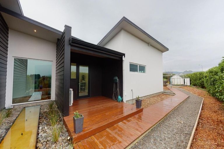 Photo of property in 3 Wake Place, Aokautere, Palmerston North, 4471