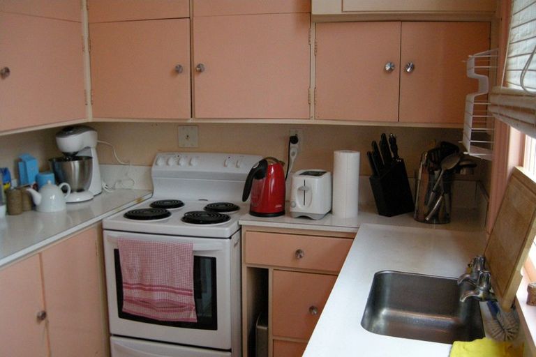 Photo of property in 81 Bolton Street, Kelburn, Wellington, 6012