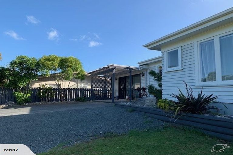 Photo of property in 83 Old Onerahi Road, Onerahi, Whangarei, 0110