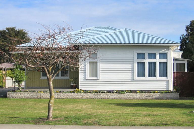 Photo of property in 1021 Beatty Street, Mayfair, Hastings, 4122