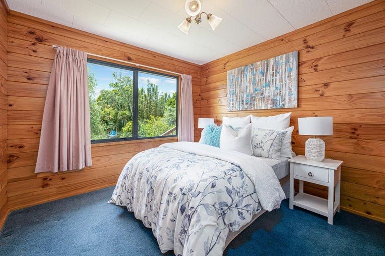 Photo of property in 96b Rosier Road, Glen Eden, Auckland, 0602