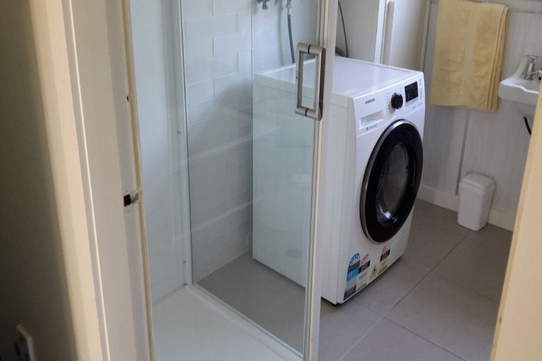 Photo of property in 67 Nortons Road, Avonhead, Christchurch, 8042