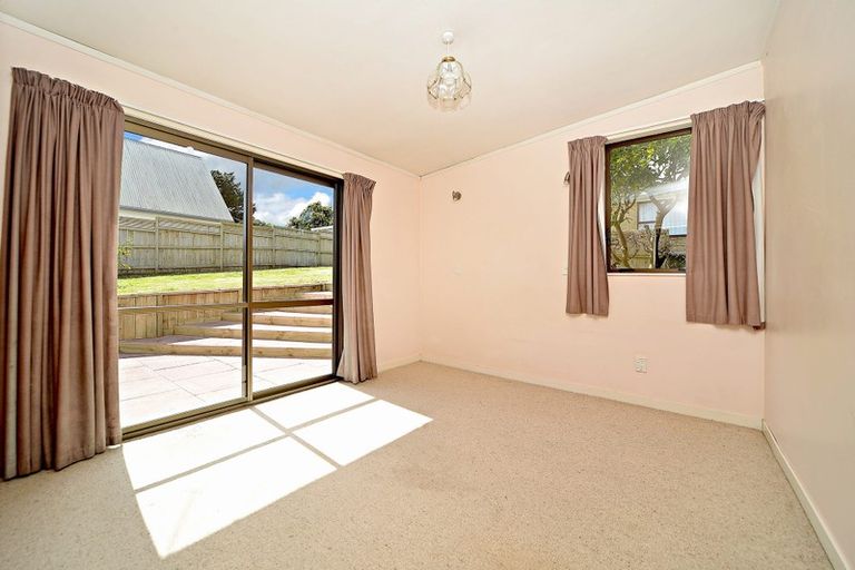 Photo of property in 6 West Street, Papakura, 2110