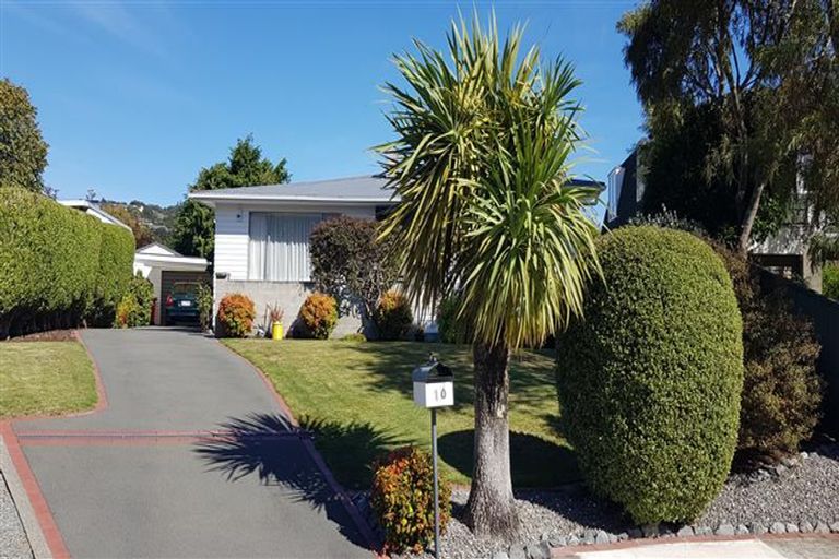 Photo of property in 10 Kukupa Grove, Heretaunga, Upper Hutt, 5018