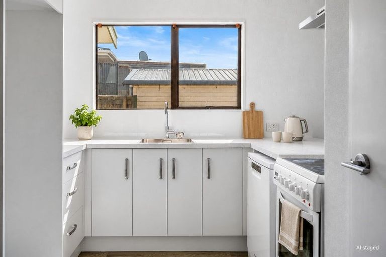 Photo of property in 1 Barnett Place, Te Puke, 3119