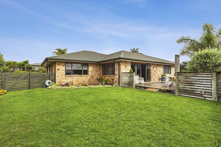 Photo of property in 69b Karamea Street, Whalers Gate, New Plymouth, 4310