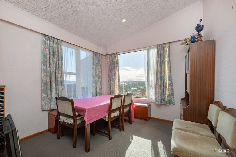 Photo of property in 6 Ash Grove, Ranui, Porirua, 5024