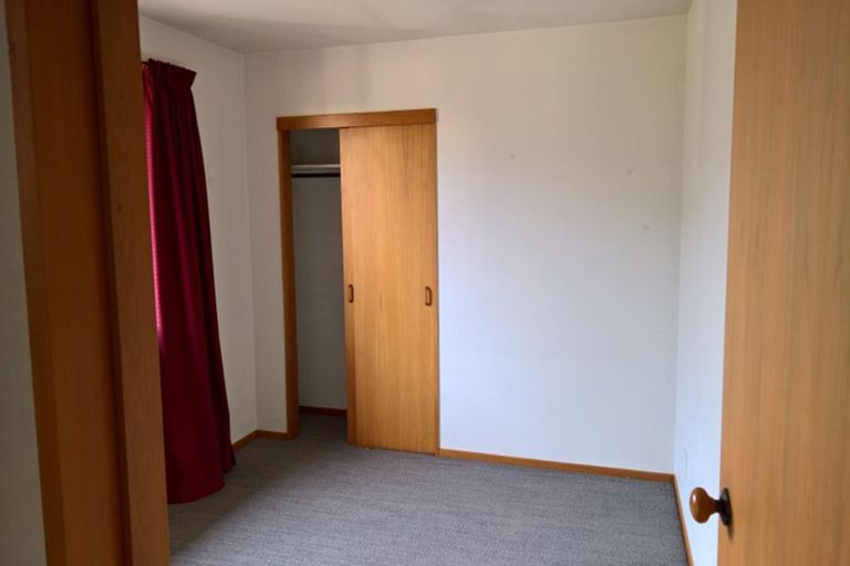 Photo of property in 2/40 Windermere Road, Papanui, Christchurch, 8053