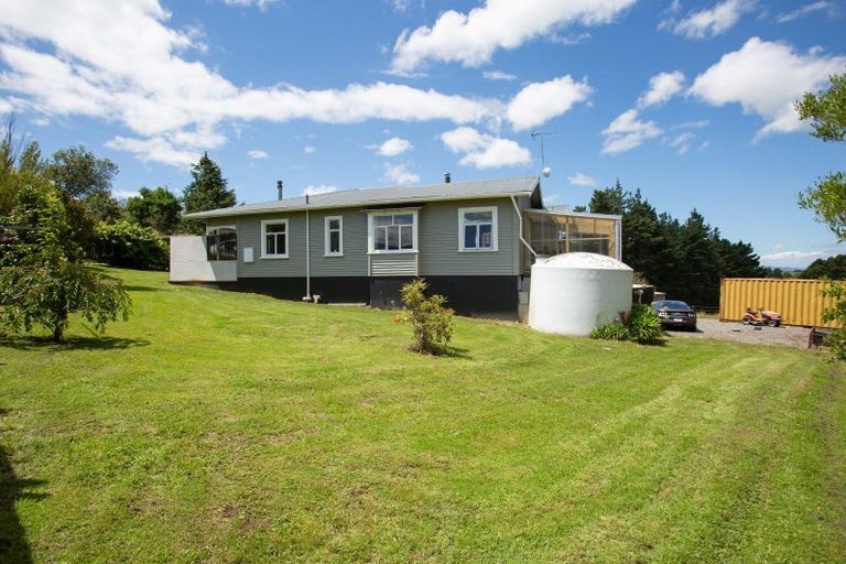 Photo of property in 133 Adelaide Road, Dannevirke, 4930