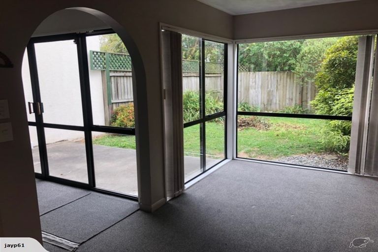 Photo of property in 1/264 Riccarton Road, Upper Riccarton, Christchurch, 8041