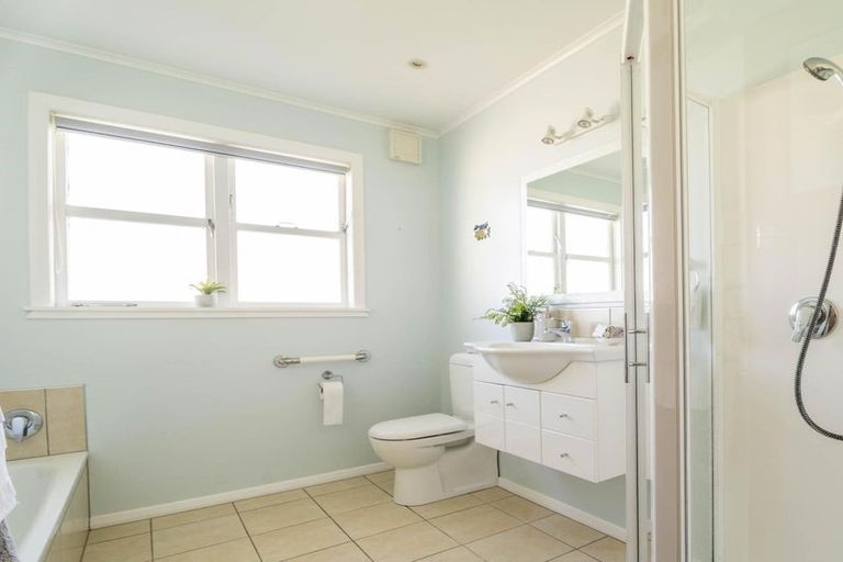 Photo of property in 159 Broderick Road, Johnsonville, Wellington, 6037