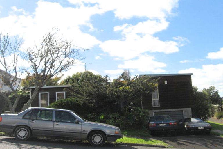 Photo of property in 47 Riverhills Avenue, Pakuranga Heights, Auckland, 2010