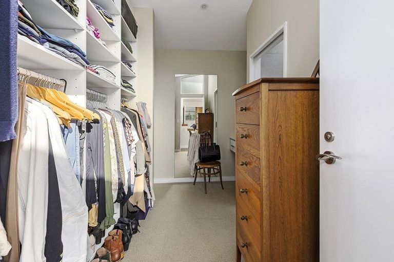 Photo of property in 5 Boardwalk Lane, Seatoun, Wellington, 6022